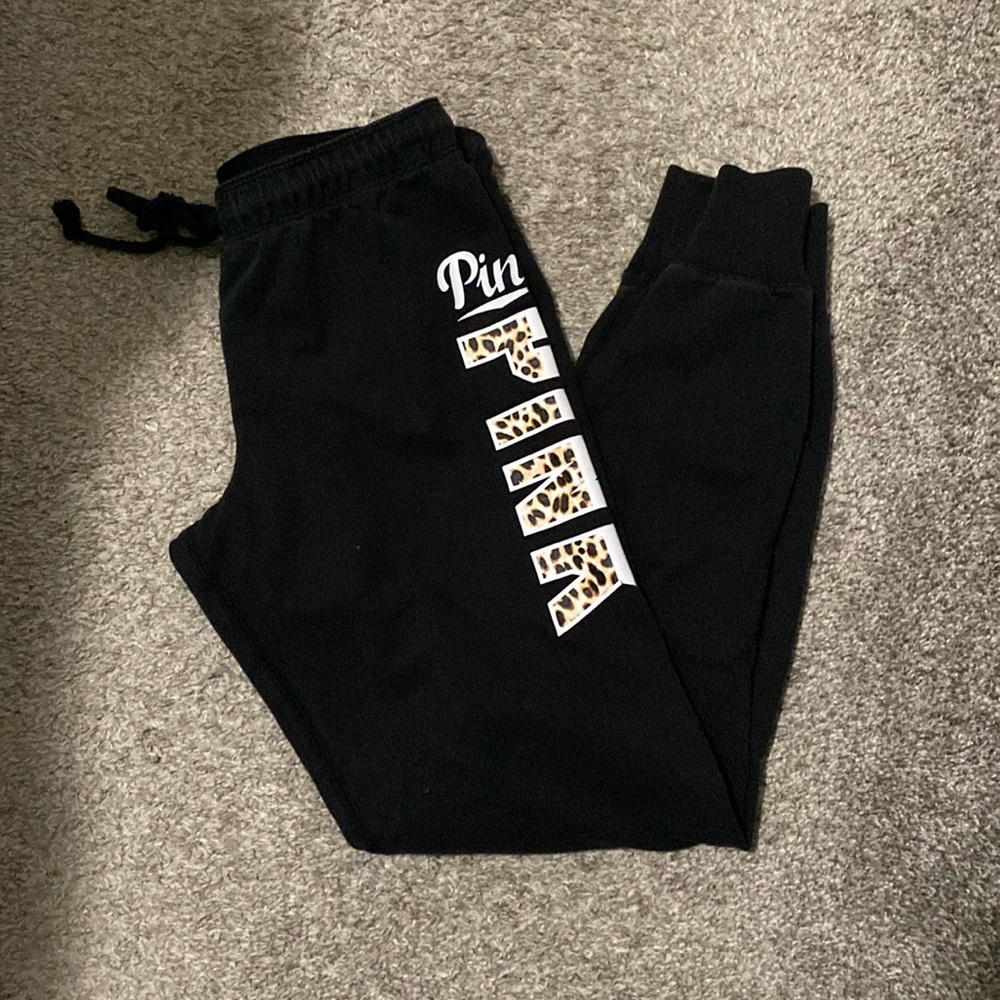 VS PINK Black Leopard Print Jogger Sweats Size: Small